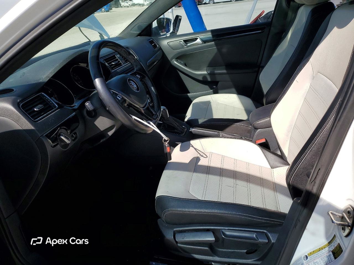 Volkswagen Jetta 2015