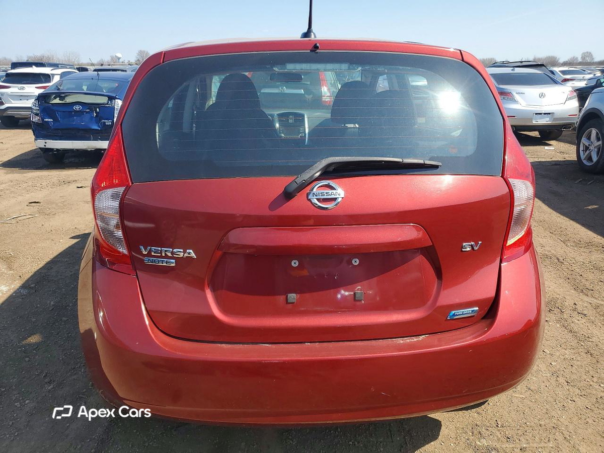 Nissan Versa 2016