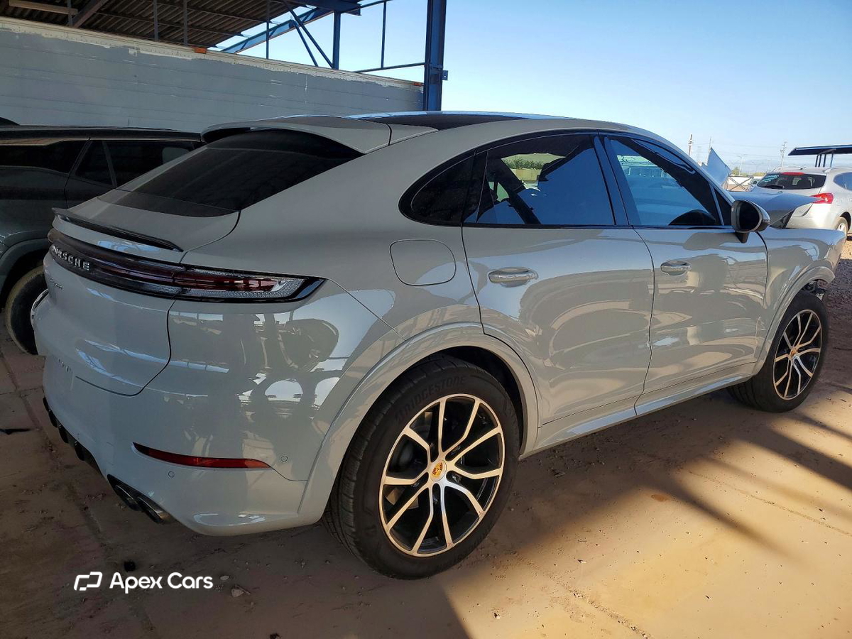 Porsche Cayenne 2024