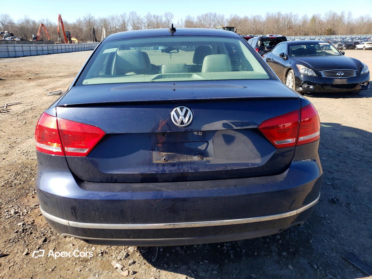 Volkswagen Passat 2012