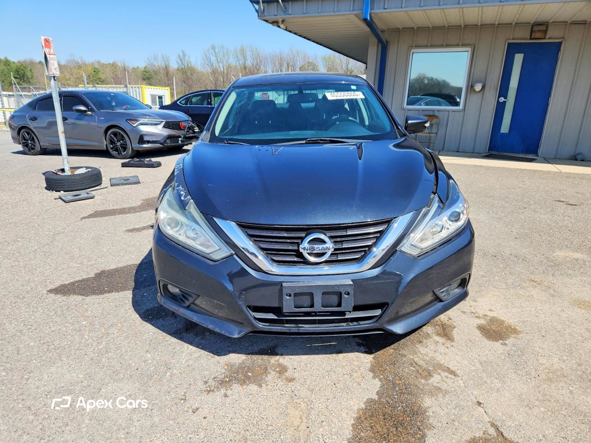 Nissan Altima 2018