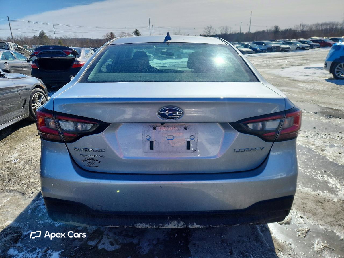 Subaru Legacy 2022