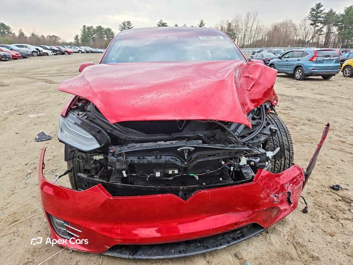 Tesla Model X 2021