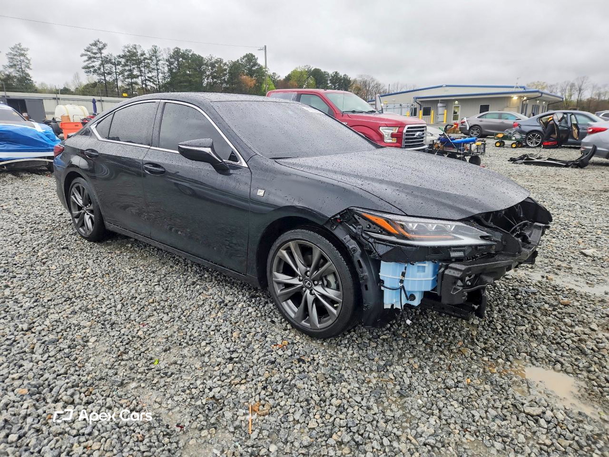 Lexus ES 2021