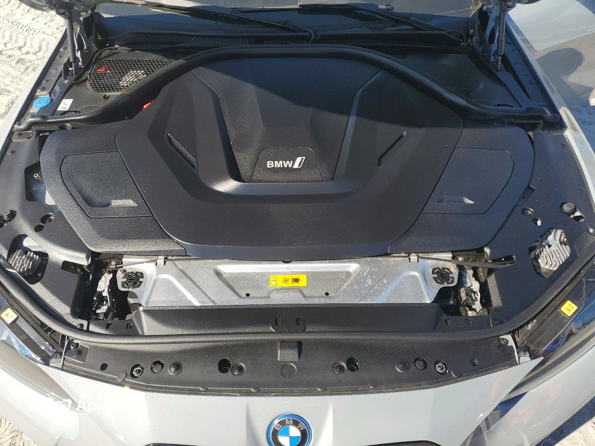 BMW i4 2023