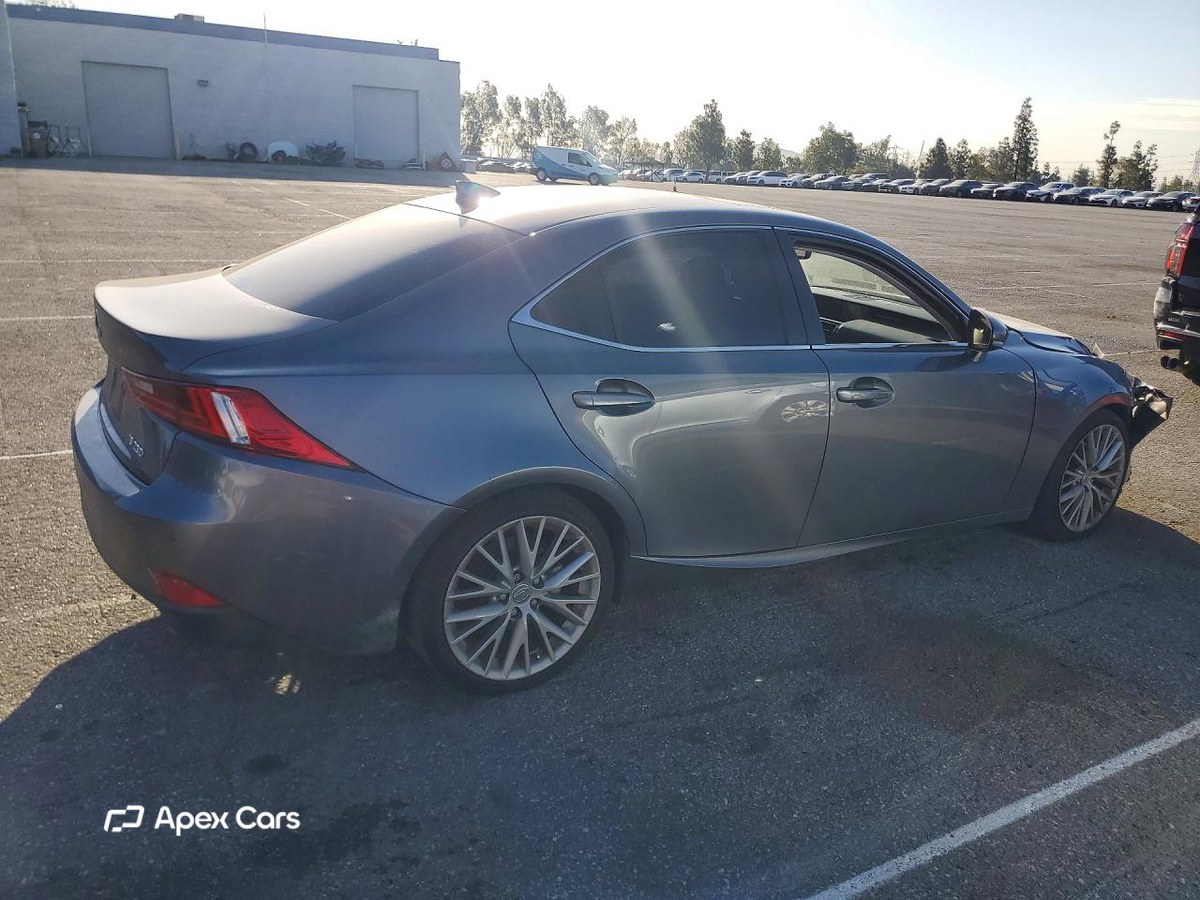 Lexus IS 2014