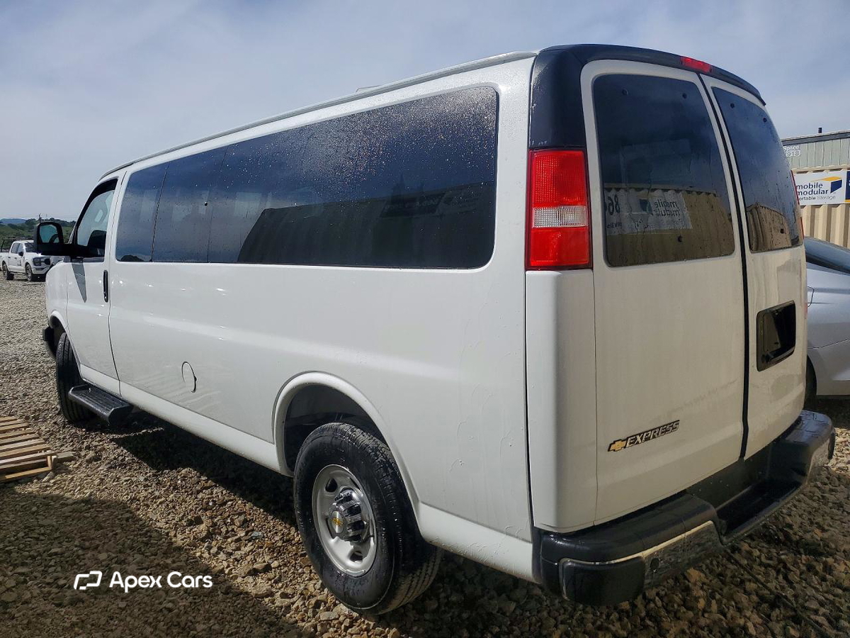 Chevrolet Express 2025