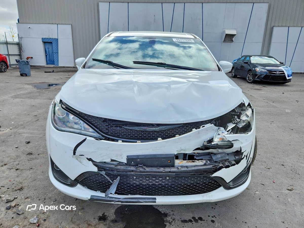 Chrysler Pacifica 2019