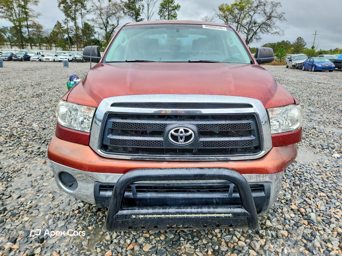 Toyota Tundra 2010