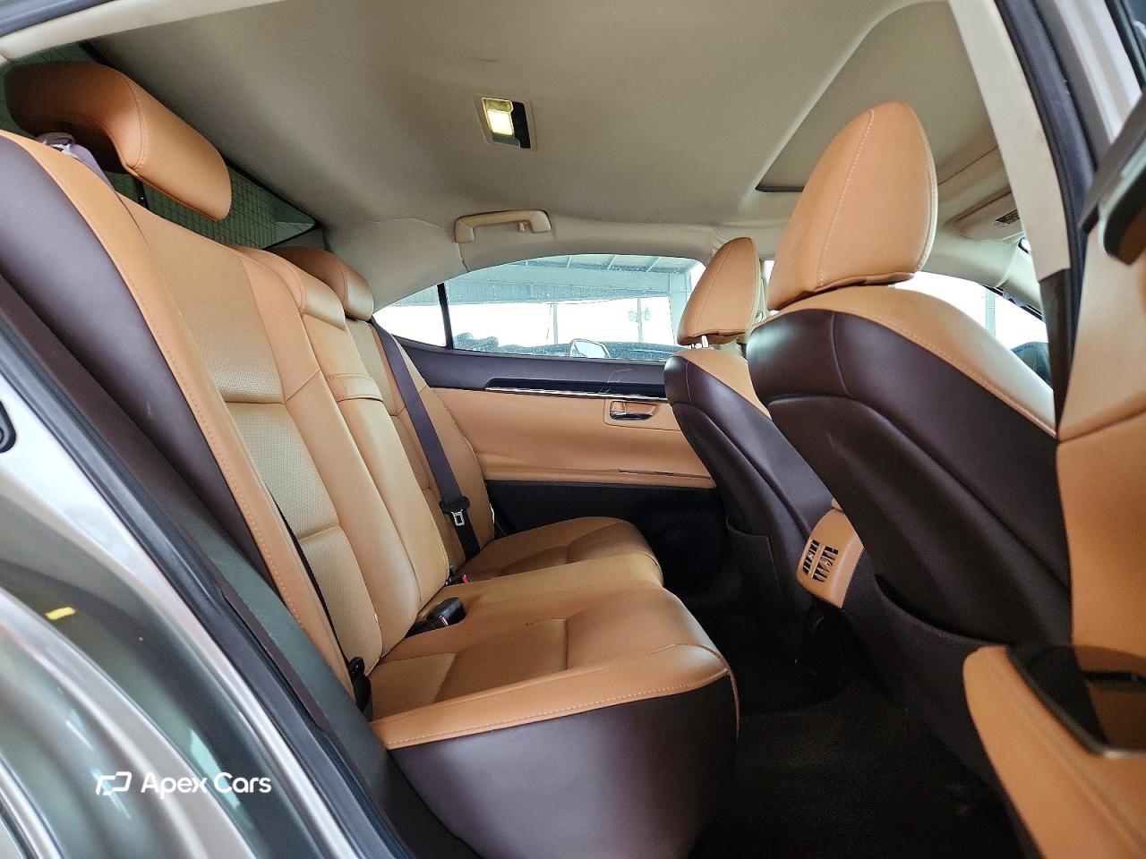 Lexus ES 2016
