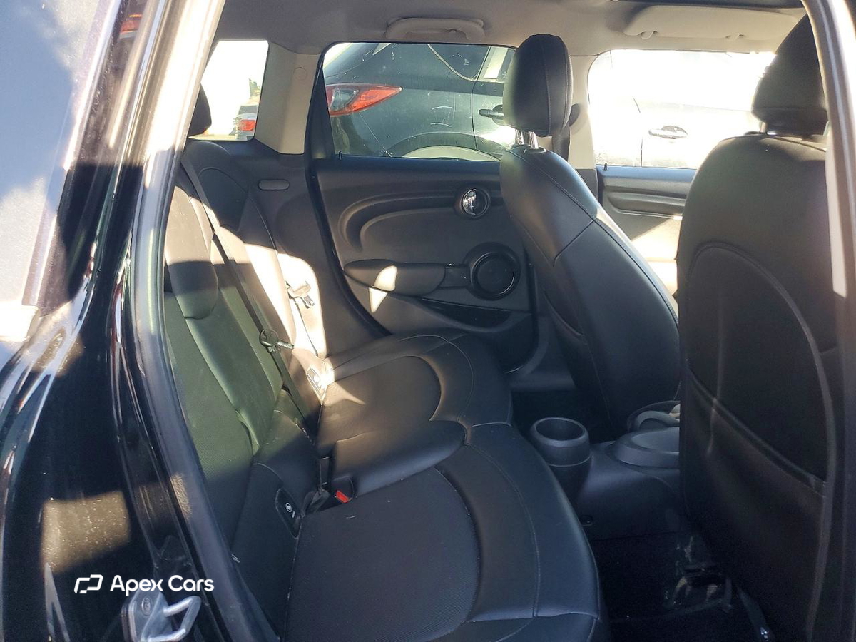 MINI Cooper 2016