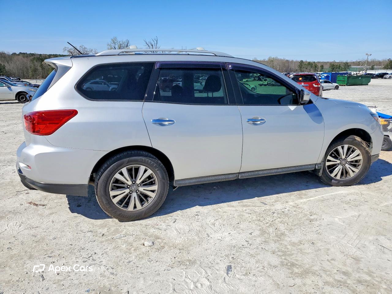 Nissan Pathfinder 2017