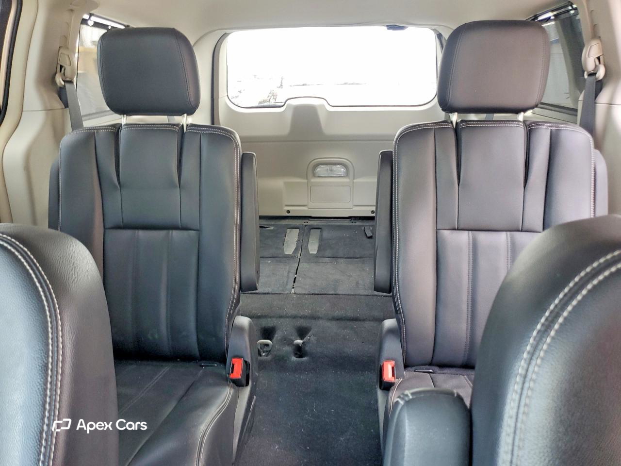 Chrysler Voyager 2015