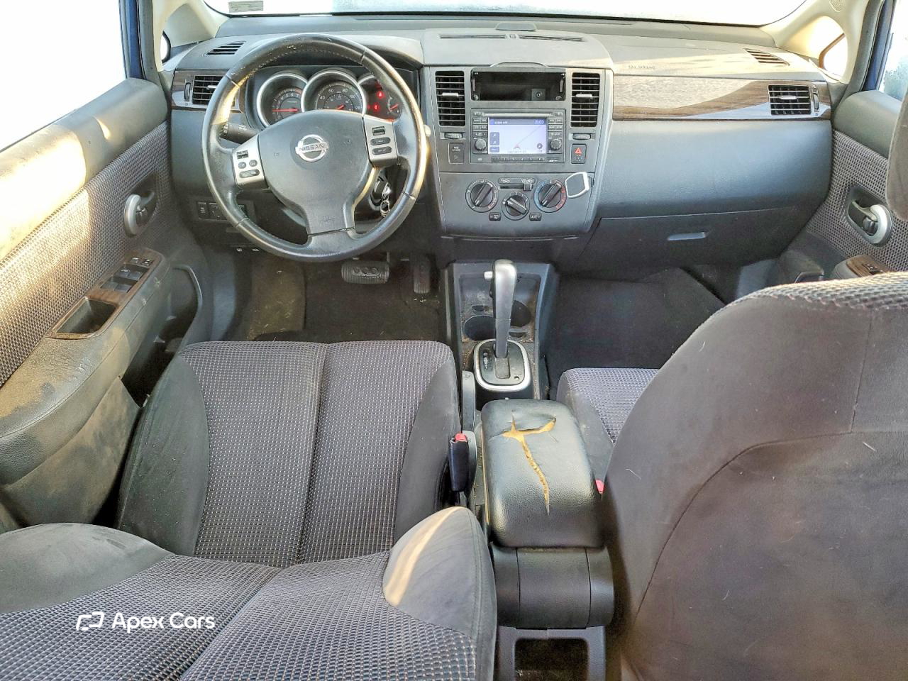 Nissan Versa 2011