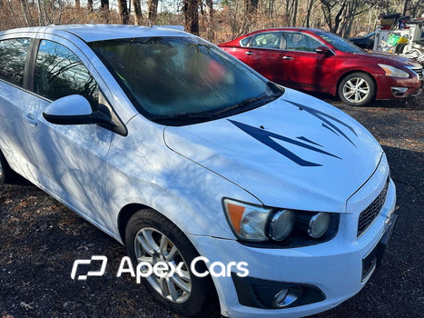 Chevrolet Sonic 2015 - Image 1 of 12