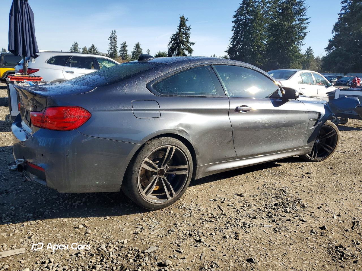 BMW M4 2016