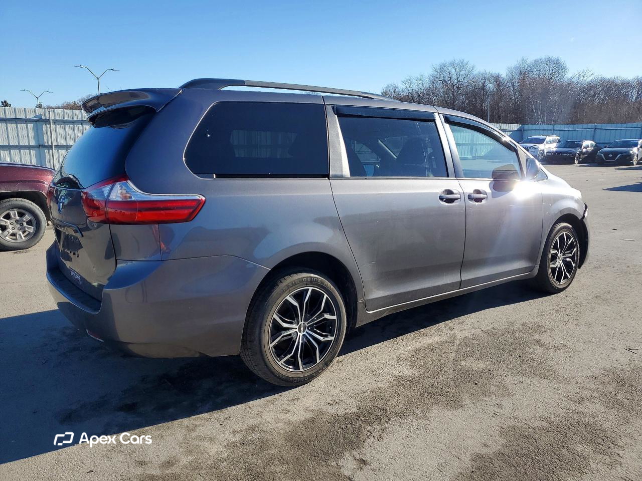 Toyota Sienna 2015