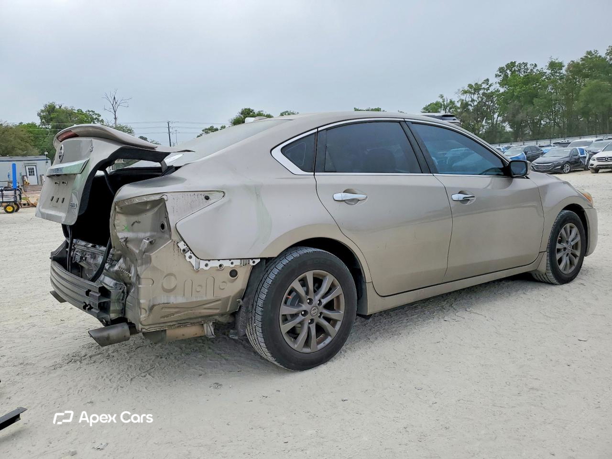 Nissan Altima 2015