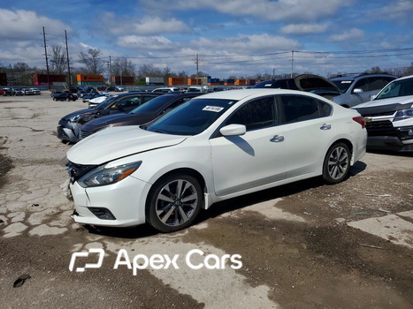 Nissan Altima 2017 - Image 1 of 13
