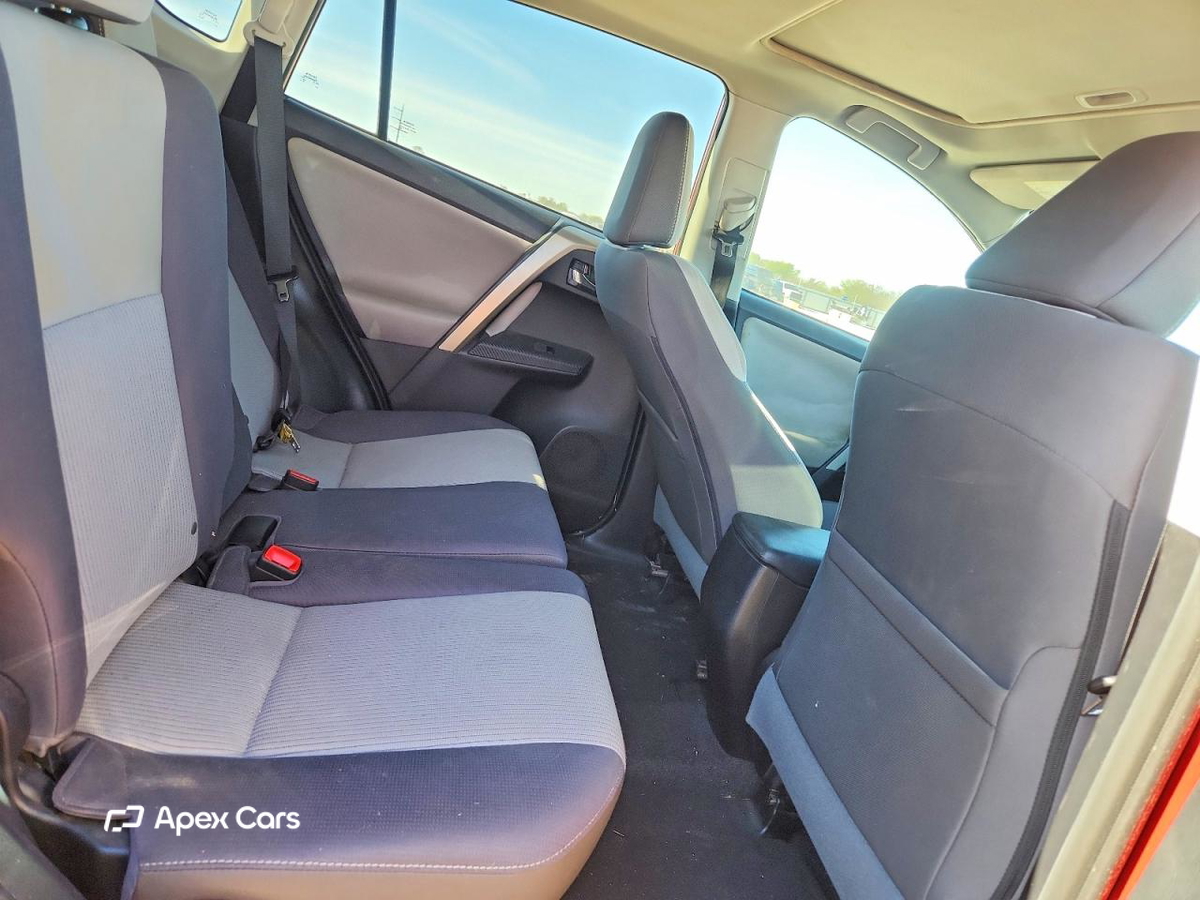 Toyota RAV 4 2015