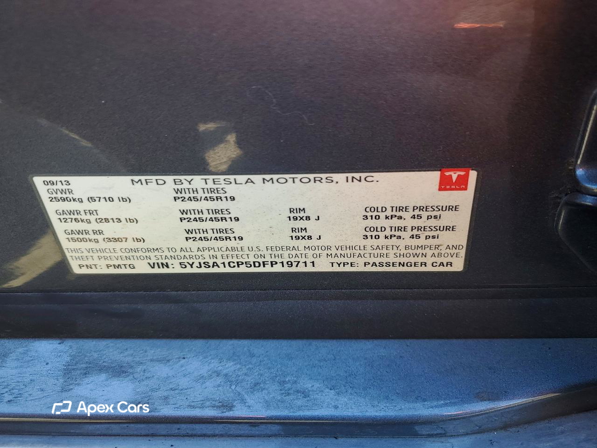 Tesla Model S 2013