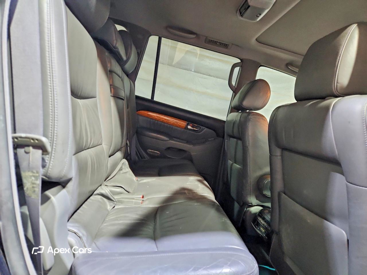 Lexus GX 2005