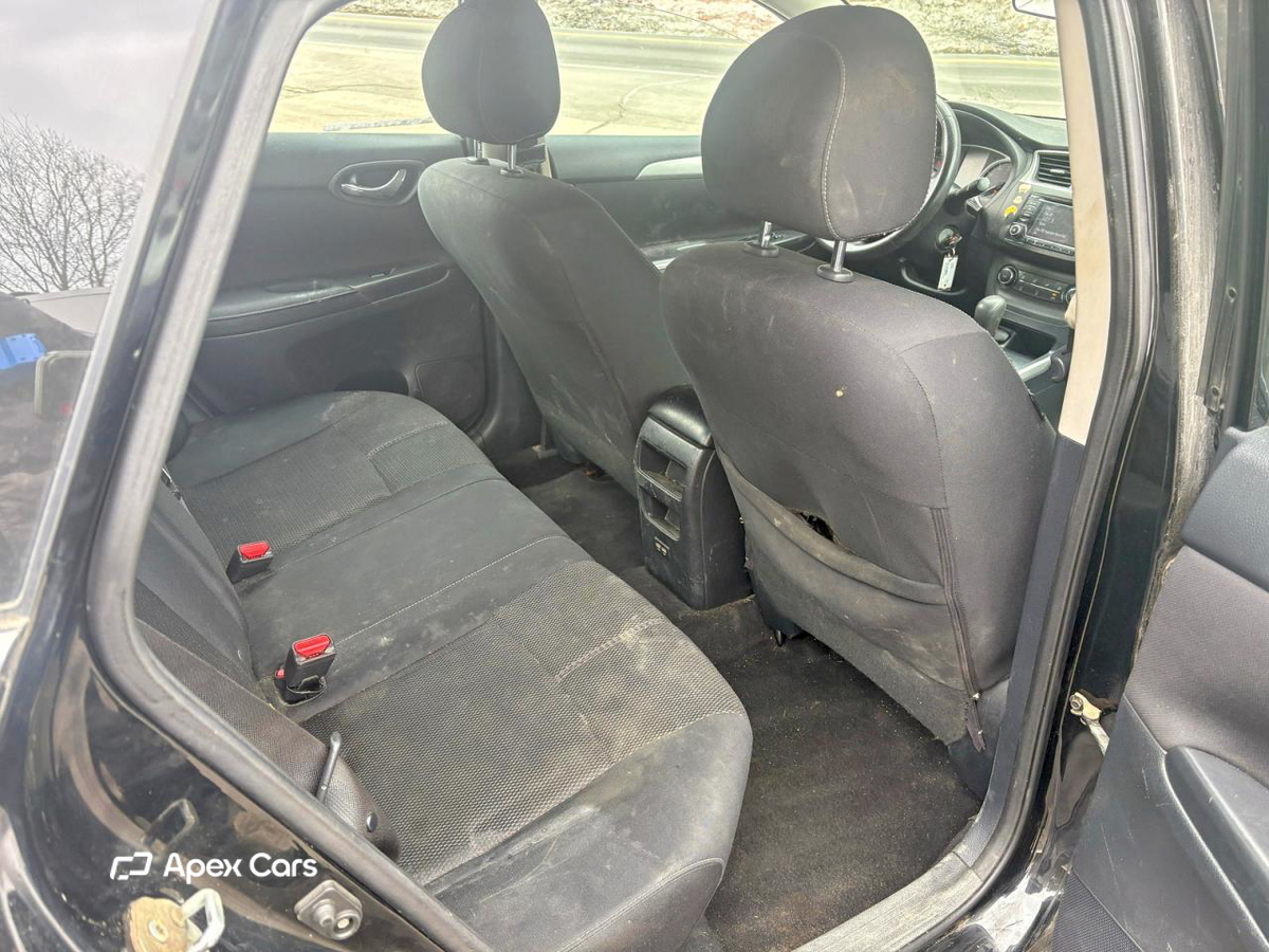 Nissan Sentra 2018