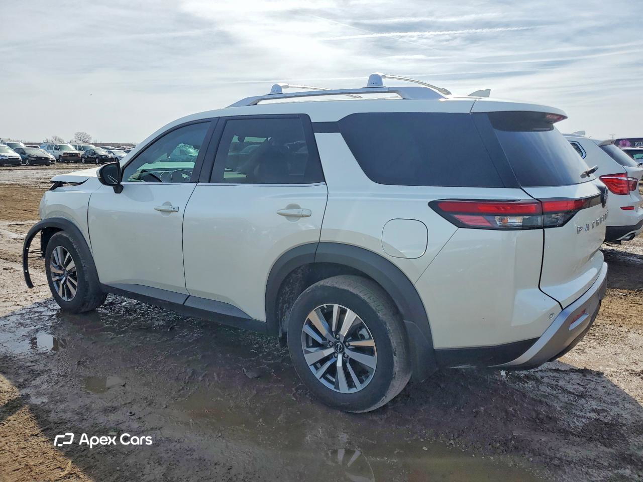 Nissan Pathfinder 2024