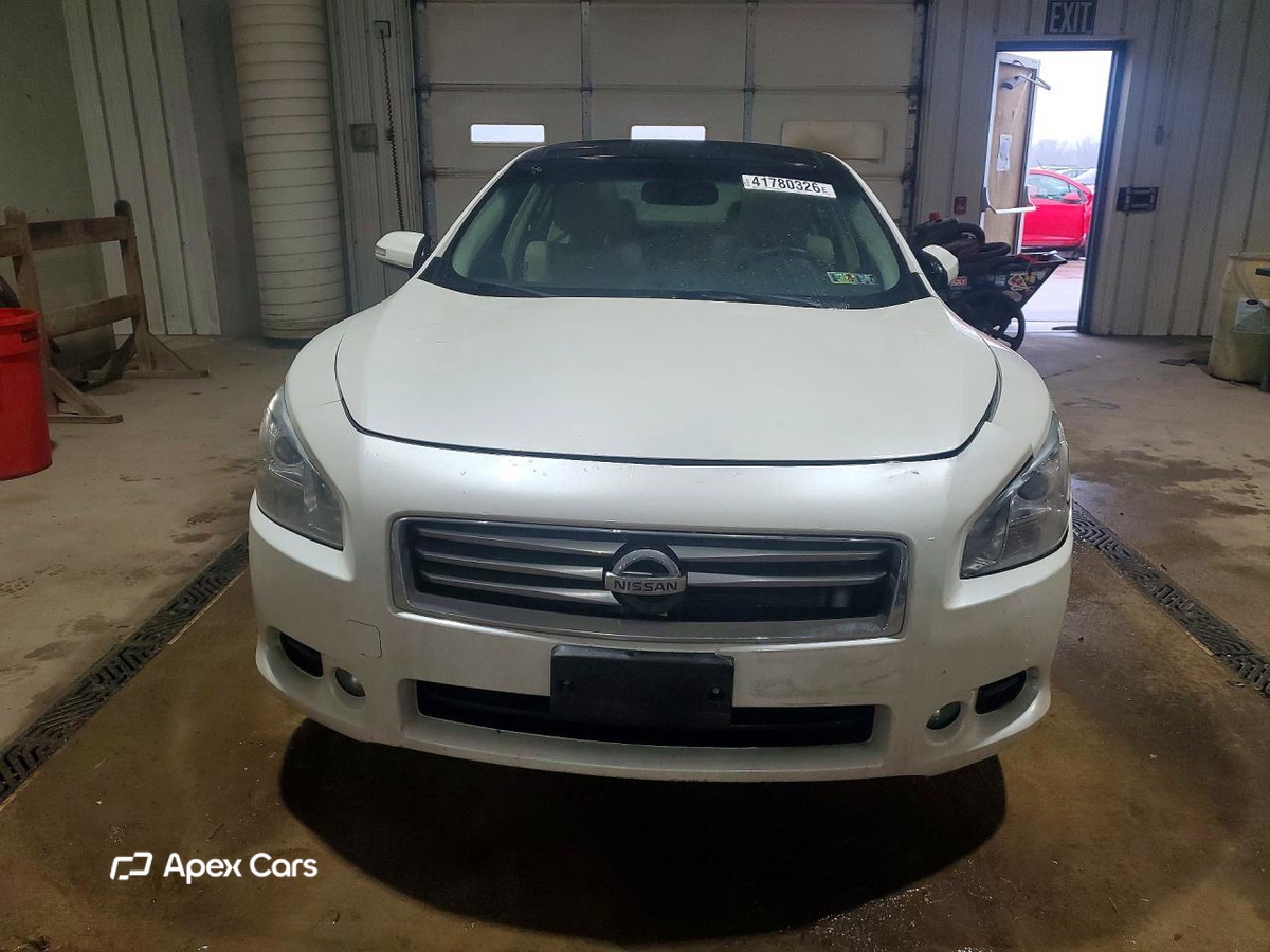 Nissan Maxima 2013