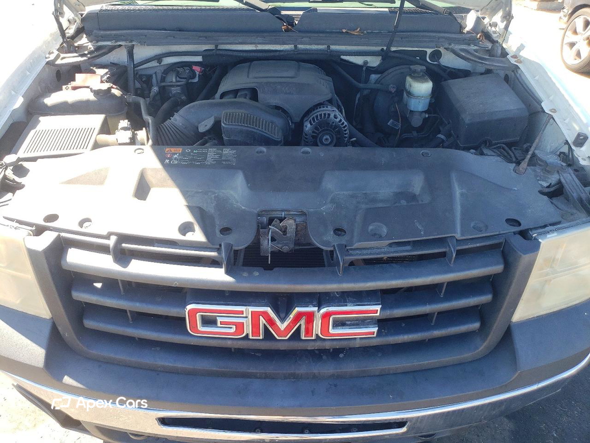 GMC Sierra 2013