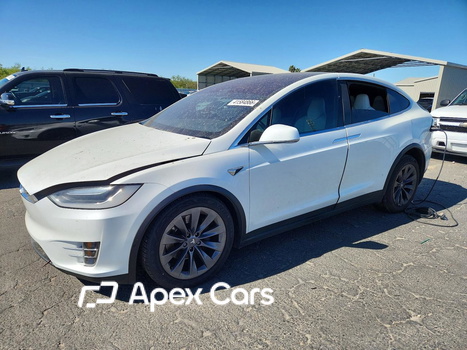 Tesla Model X 2017 - Image 1 of 13