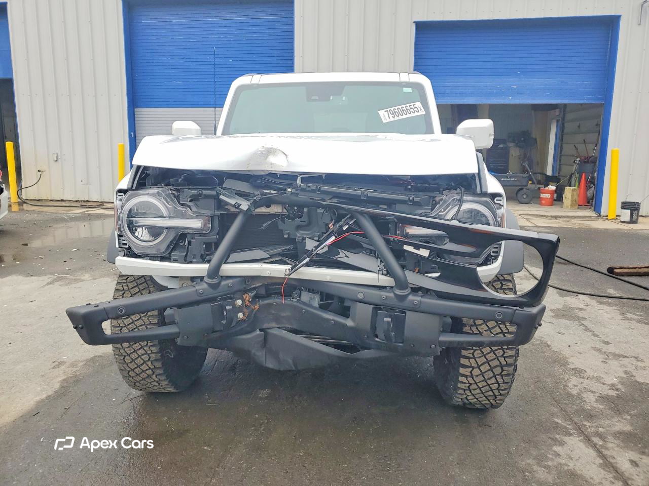 Ford Bronco 2024