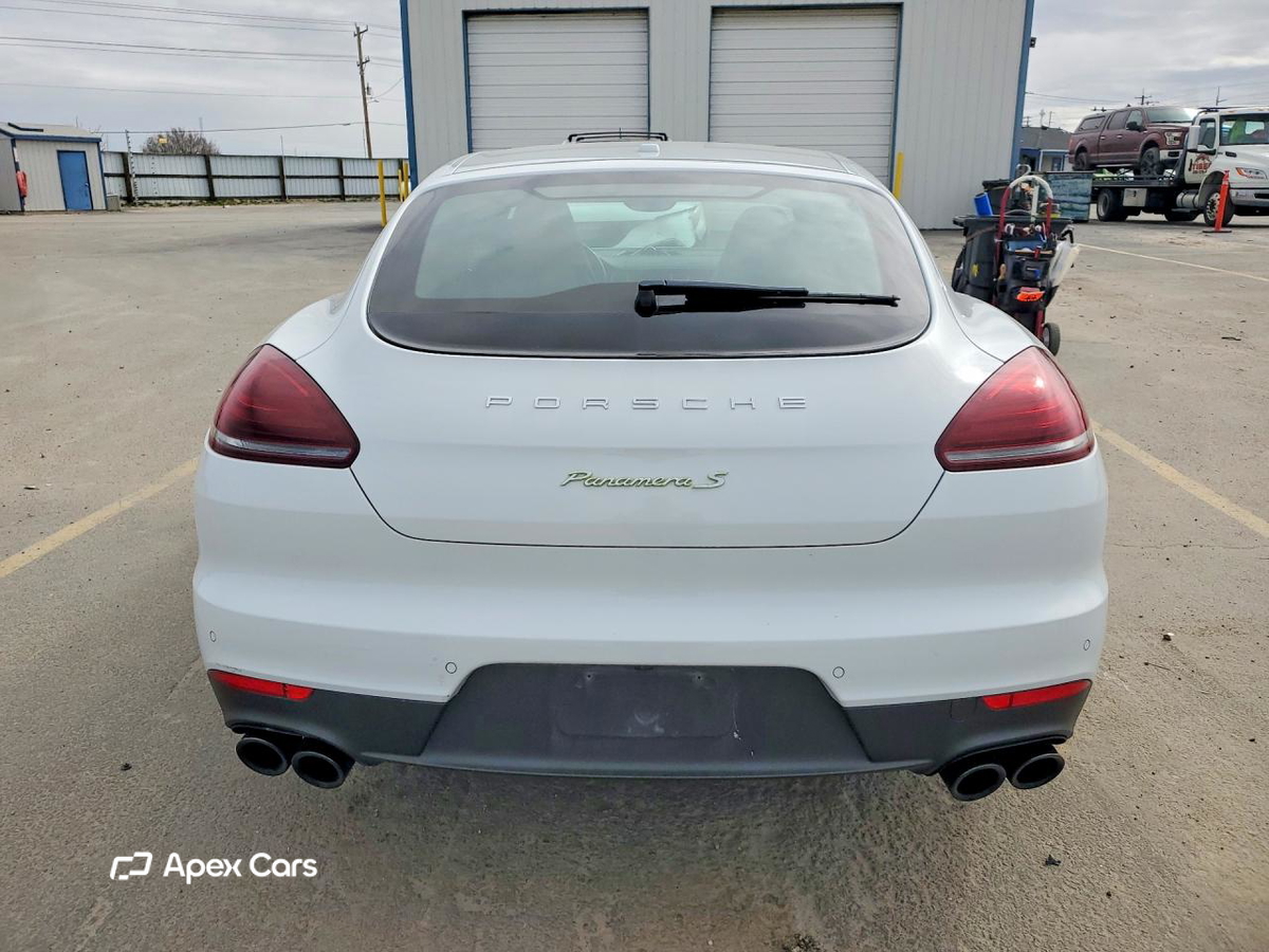 Porsche Panamera 2016