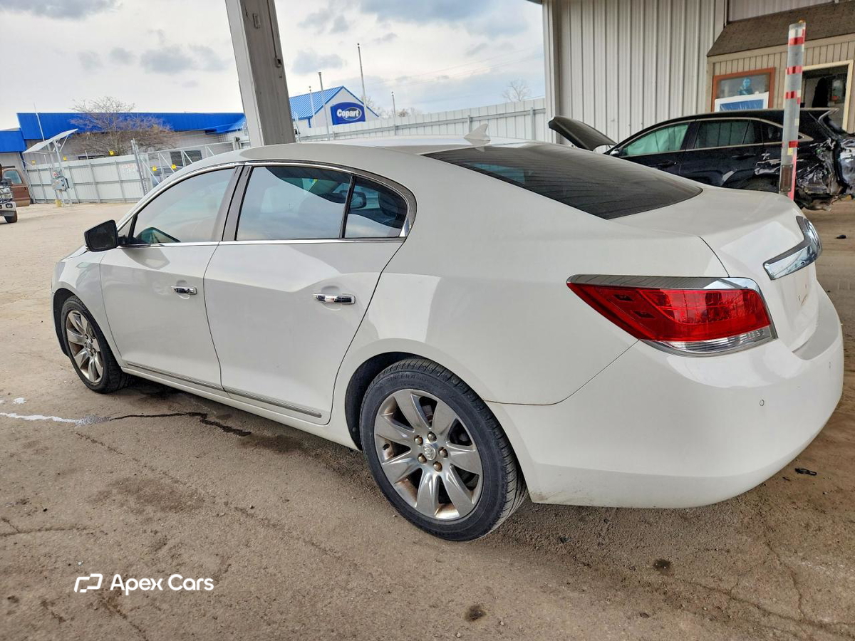 Buick LaCrosse 2011