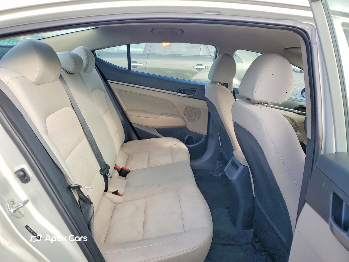 Hyundai Elantra 2017