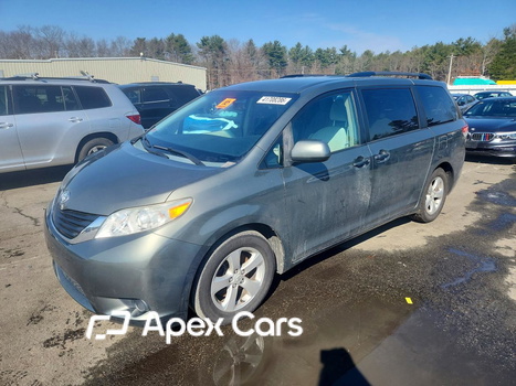 Toyota Sienna 2011 - Image 1 of 13