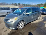 Toyota Sienna 2011