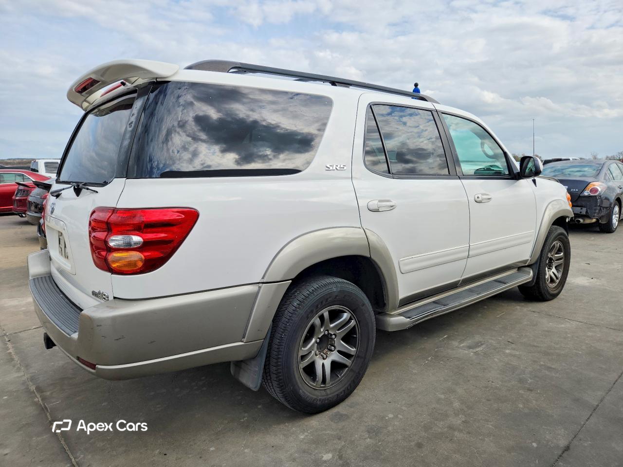 Toyota Sequoia 2004