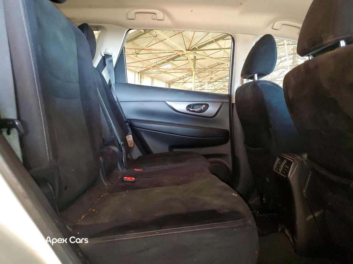 Nissan Rogue 2015