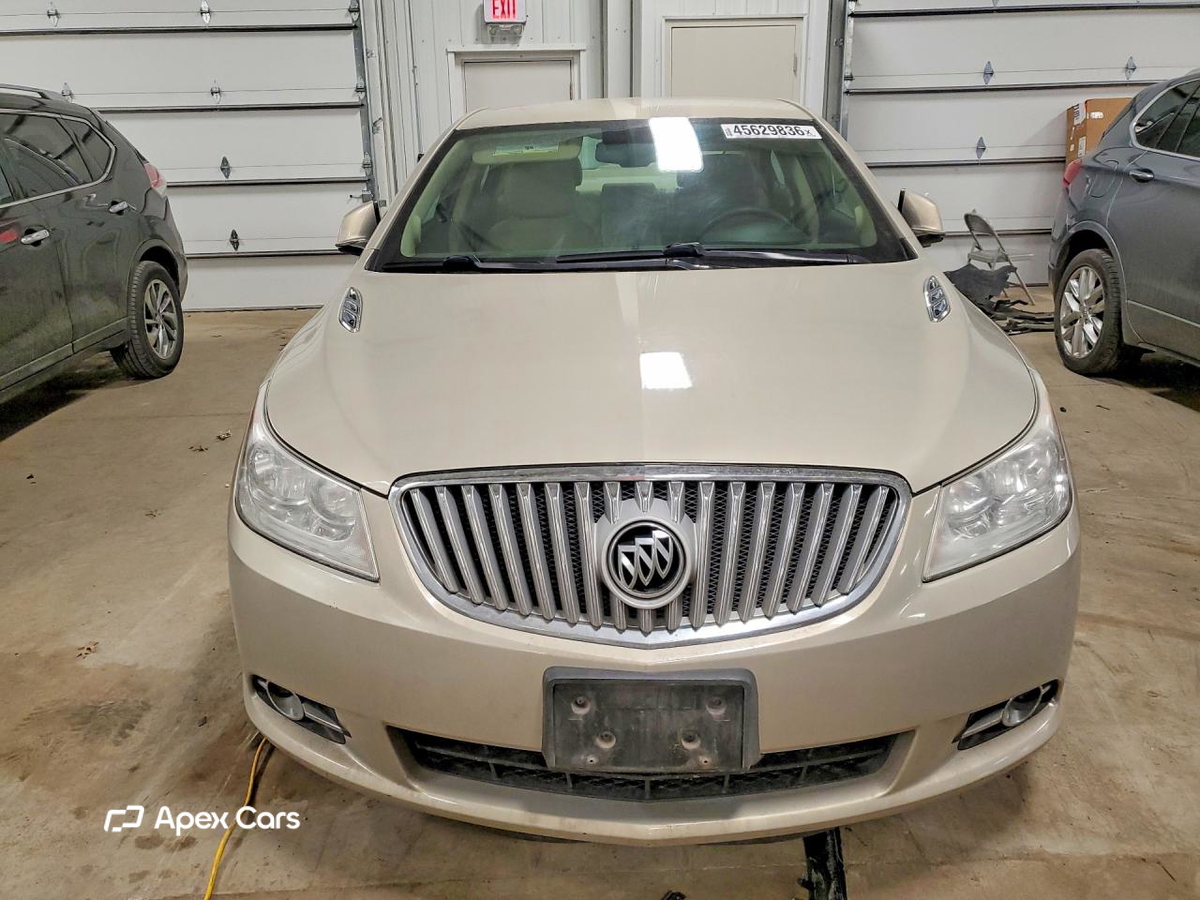 Buick LaCrosse 2011