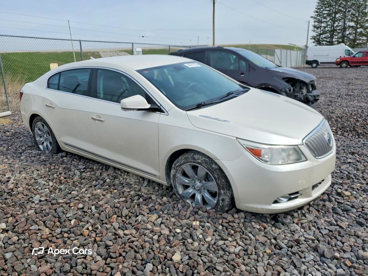 Buick LaCrosse 2011