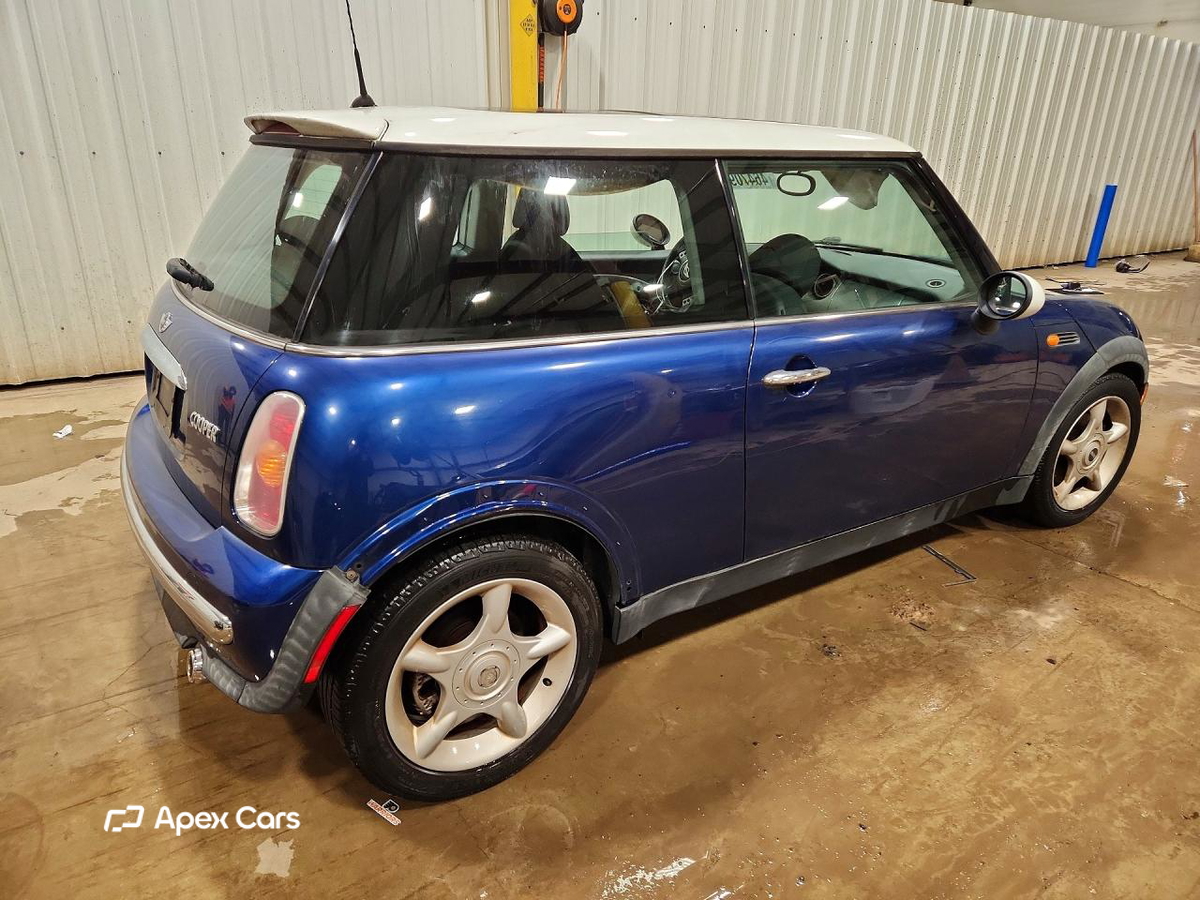 MINI Cooper 2003