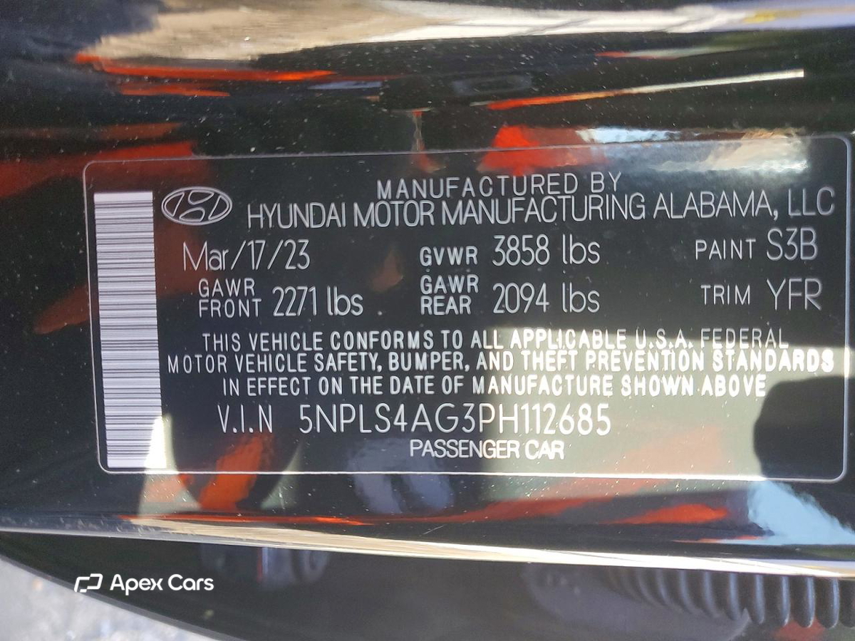Hyundai Elantra 2023