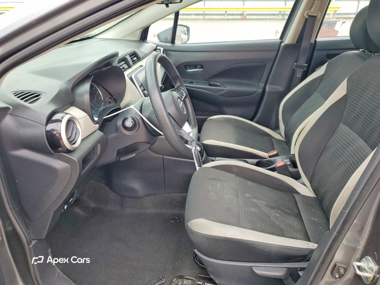 Nissan Versa 2021
