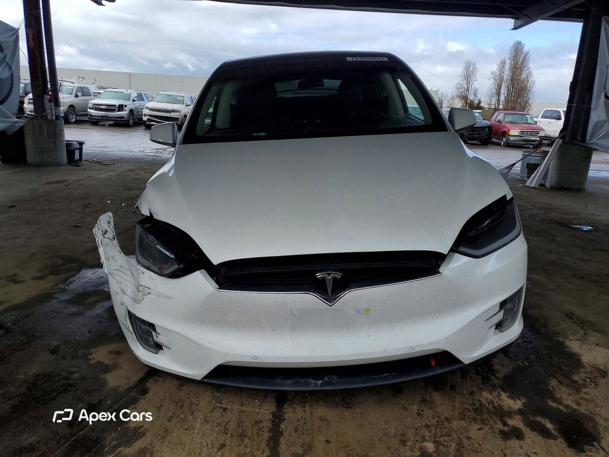Tesla Model X 2017