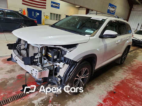 Toyota Highlander 2019 - Image 1 of 13