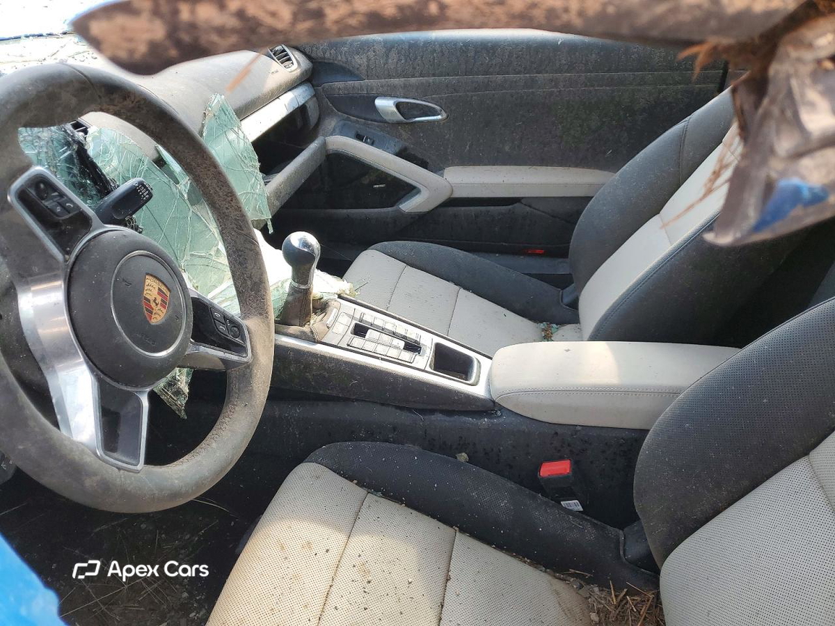 Porsche Boxster 2024