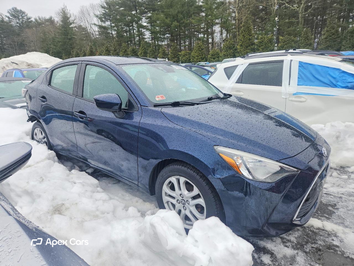 Toyota Yaris 2017