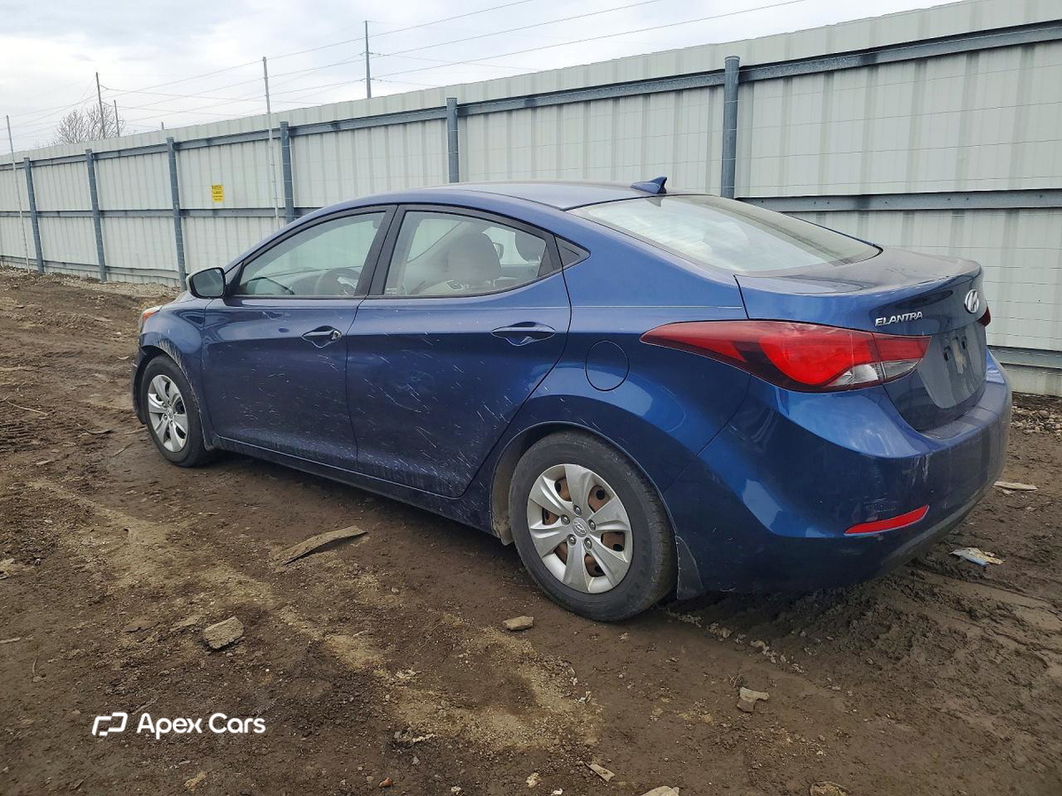 Hyundai Elantra 2016
