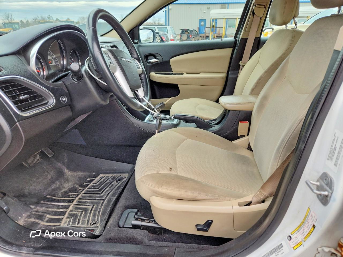 Chrysler 200 2014